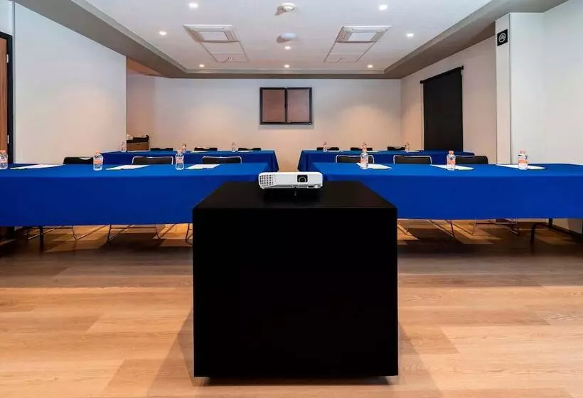 Fotos del hotel City Express Chihuahua:  14