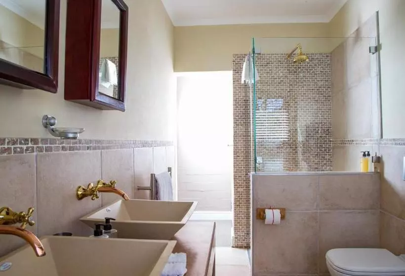 Fotos del hotel Summit Place Guesthouse:  20