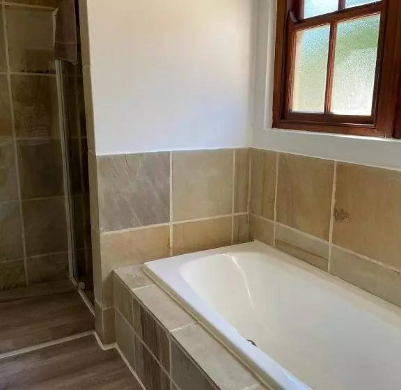 Fotos del hotel Summit Place Guesthouse:  24