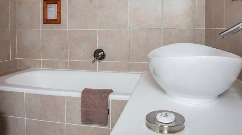 Fotos del hotel Summit Place Guesthouse:  18