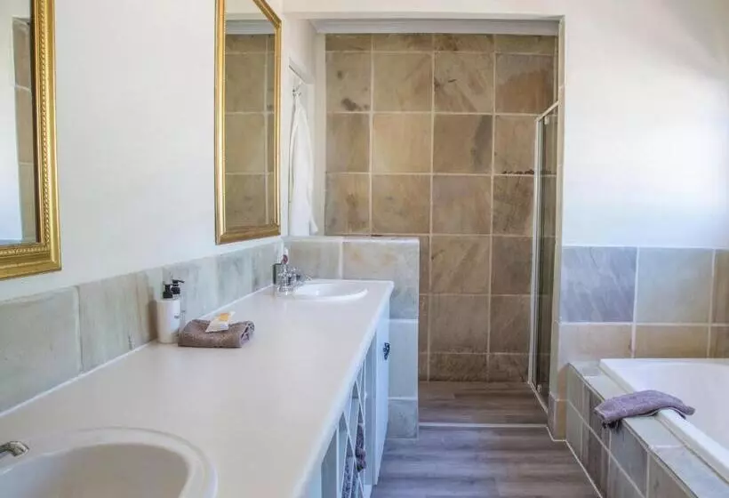 Fotos del hotel Summit Place Guesthouse:  13