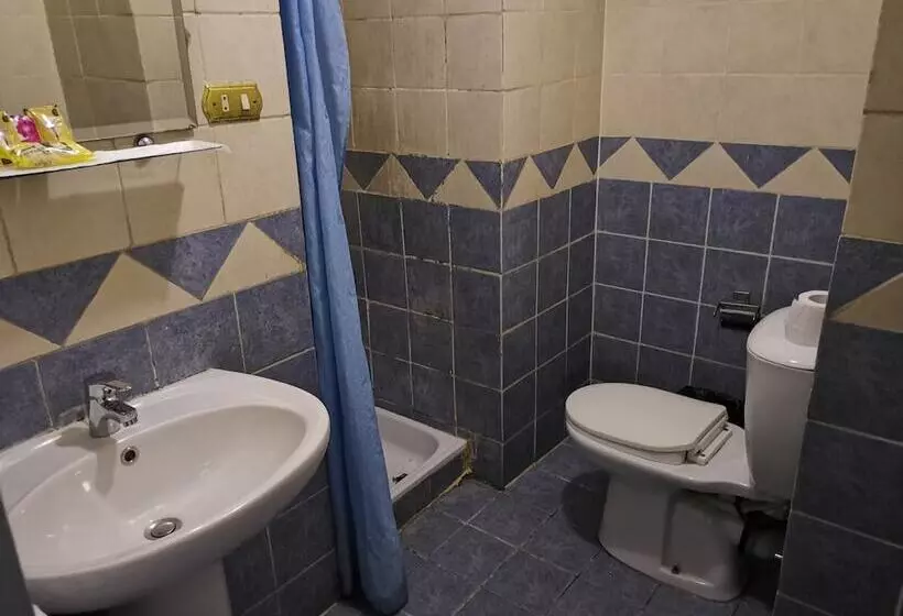 Fotos del hotel Caroline Crillon:  6