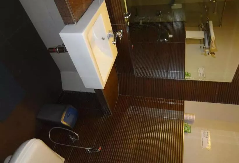 Fotos del hotel Chateau Windsor Hotel - Marine Drive:  2