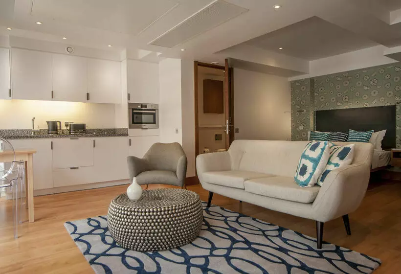 Fotos del hotel Native Tower Hill:  11