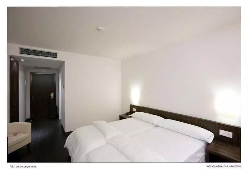 Fotos del hotel Eth Rioja:  17