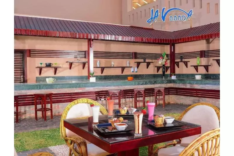 Fotos del hotel Royal Albatros Moderna  Families And Couples Only:  10