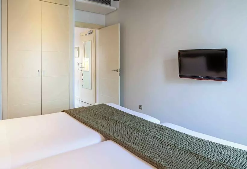 Fotos del hotel Suites Viena Plaza De España:  64