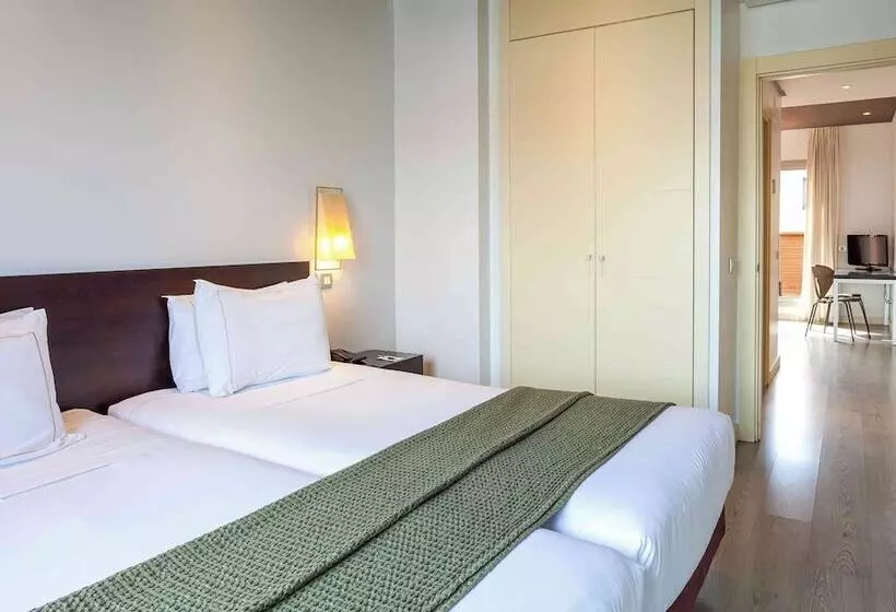 Fotos del hotel Suites Viena Plaza De España:  65