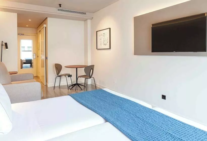 Suites Viena Plaza De España