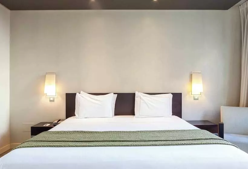Fotos del hotel Suites Viena Plaza De España:  11