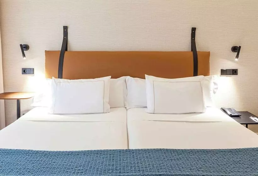 Fotos del hotel Suites Viena Plaza De España:  69