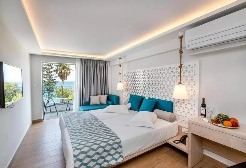 Fotos del hotel Triton Boutique:  16