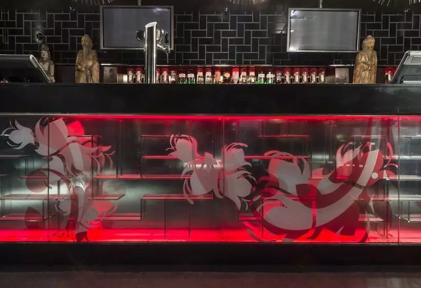 Fotos del hotel Le Monde Hotel:  2