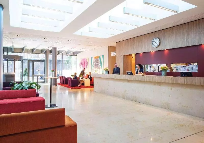 Fotos del hotel Mövenpick Hotel Frankfurt City:  1