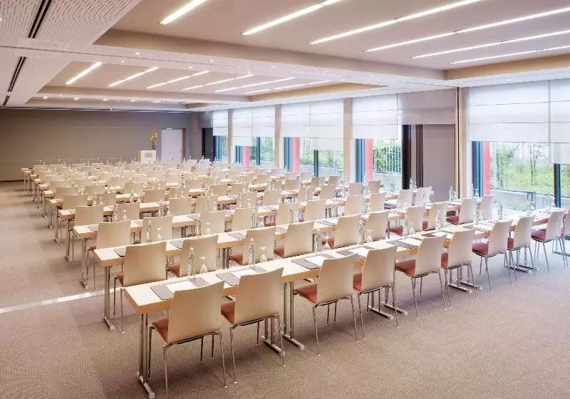 Fotos del hotel Mövenpick Hotel Frankfurt City:  21