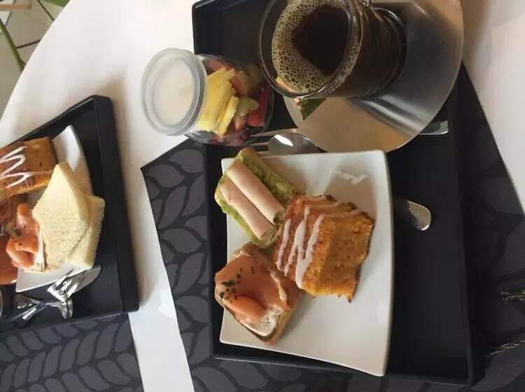 Fotos del hotel 45 By Director:  18