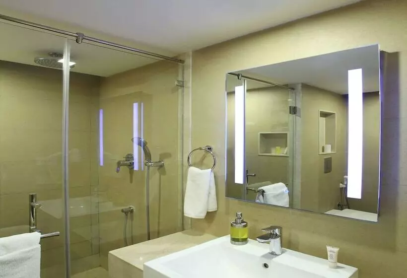 Fotos del hotel Abu Sarovar Portico,chennai:  17