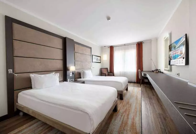Fotos del hotel Ramada Plaza By Wyndham Istanbul City Center:  8