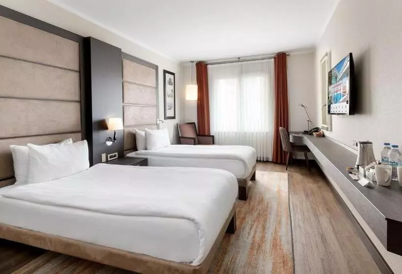 Fotos del hotel Ramada Plaza By Wyndham Istanbul City Center:  5