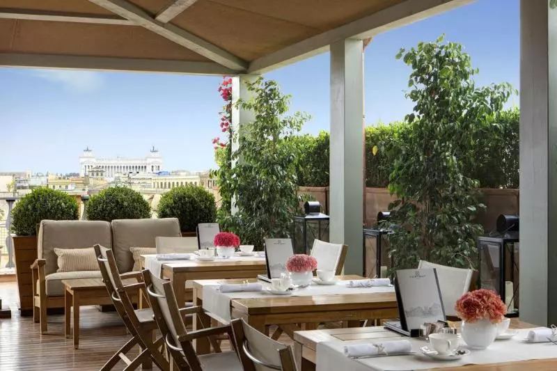 Fotos del hotel Portrait Roma  Lungarno Collection:  1