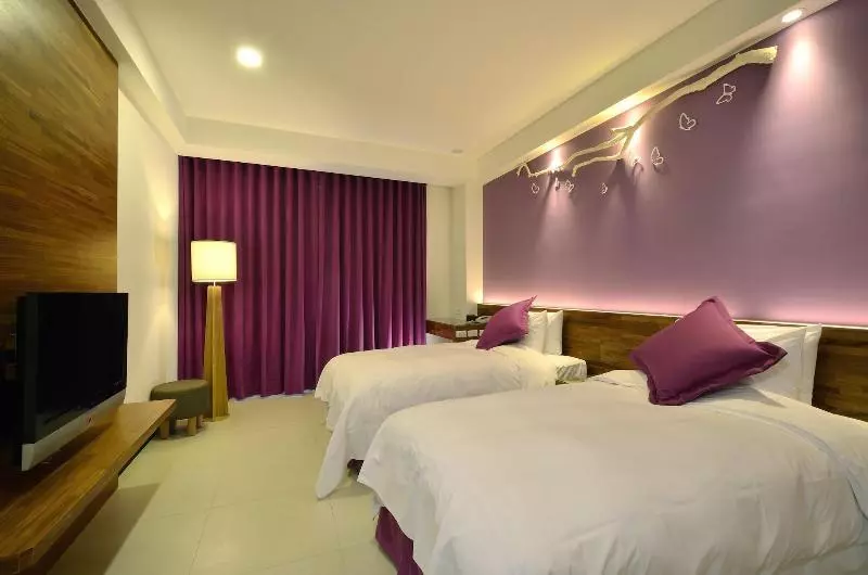 Fotos del hotel J Resort:  5