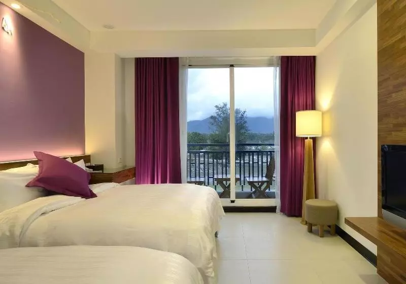 Fotos del hotel J Resort:  8