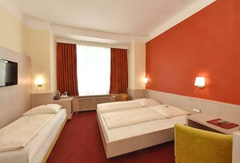 Fotos del hotel Adria München:  12