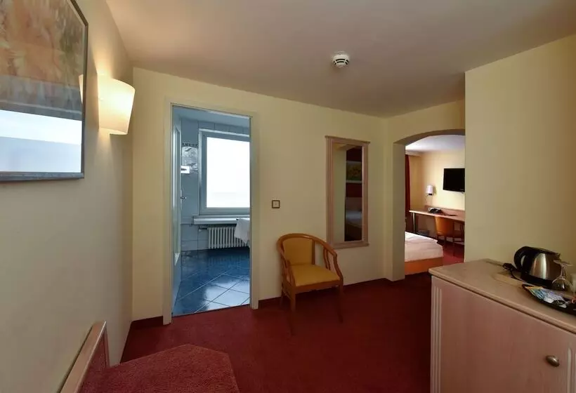 Fotos del hotel Adria München:  21