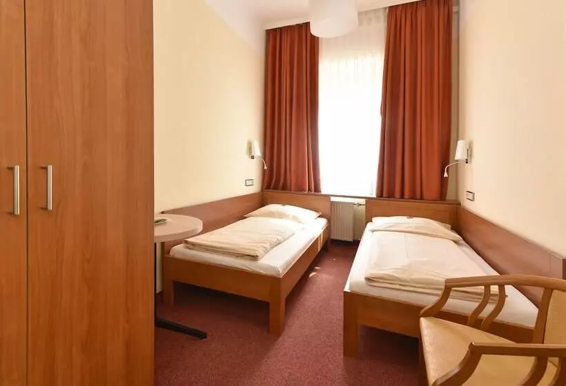 Fotos del hotel Adria München:  24