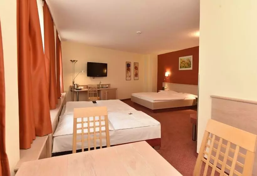 Fotos del hotel Adria München:  20