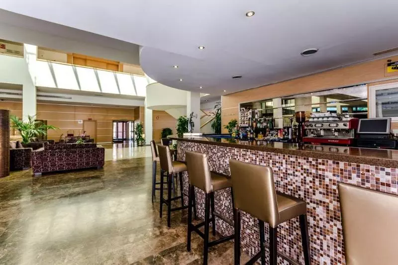 Fotos del hotel Alcalá Plaza:  6