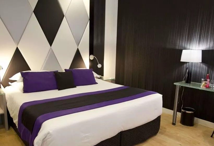 Fotos del hotel L'Empire Paris:  8