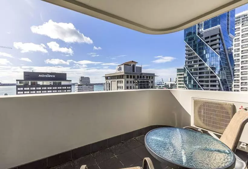 Fotos del hotel Quest On Queen Serviced Apartments:  21