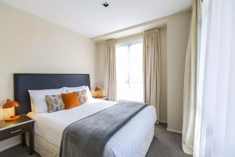 Fotos del hotel Quest On Queen Serviced Apartments:  18