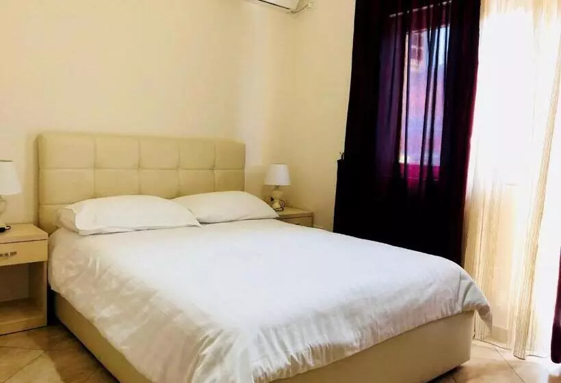 Fotos del hotel Bristol Hotel Tirana:  17