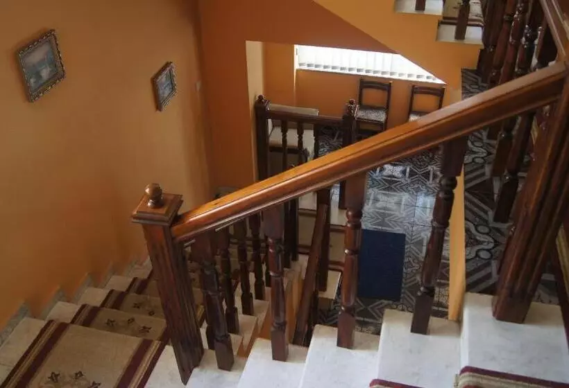 Fotos del hotel Bristol Hotel Tirana:  11