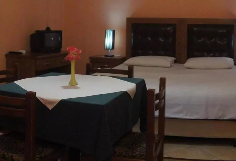 Fotos del hotel Bristol Hotel Tirana:  19