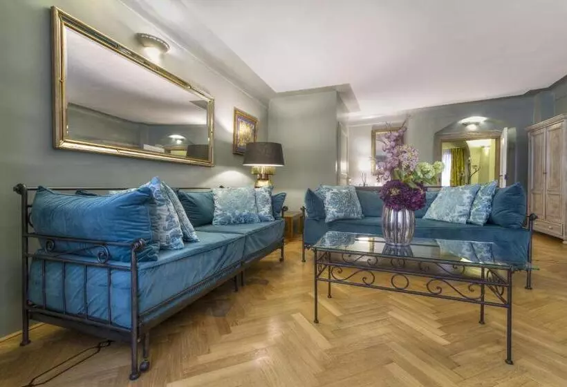 Fotos del hotel At The Black Star Hotel:  4