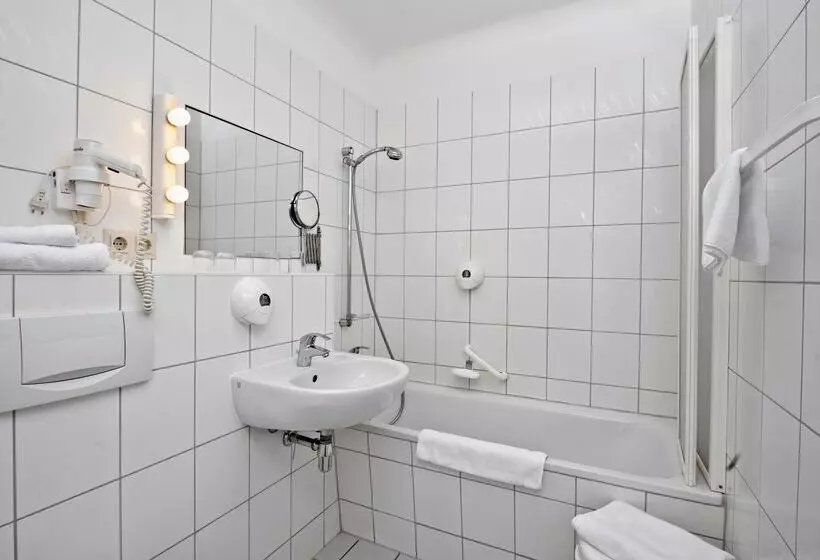 Fotos del hotel Days Inn By Wyndham Leipzig City Centre:  3