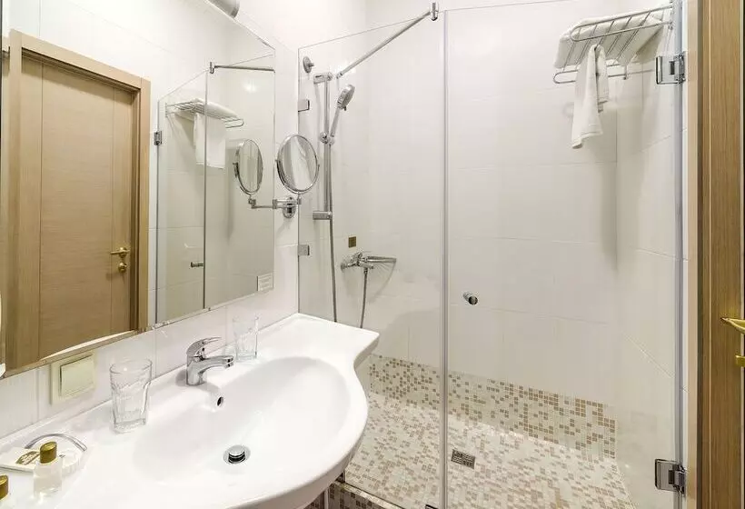 Fotos del hotel Flowers:  18