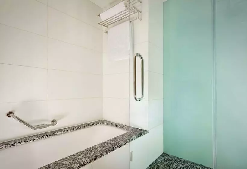 Fotos del hotel Park Plaza County Hall London:  10