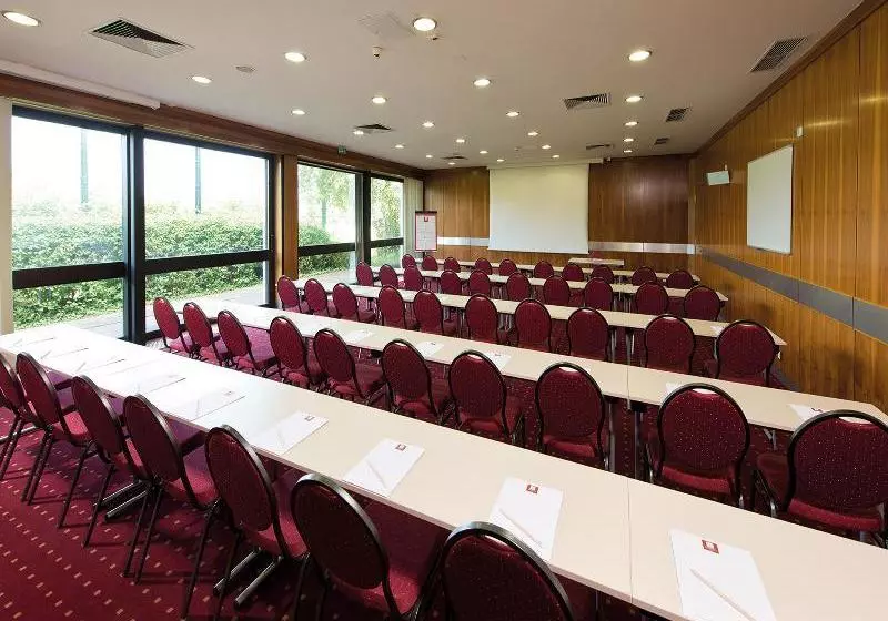 Fotos del hotel Leonardo Hotel Frankfurt Airport:  2