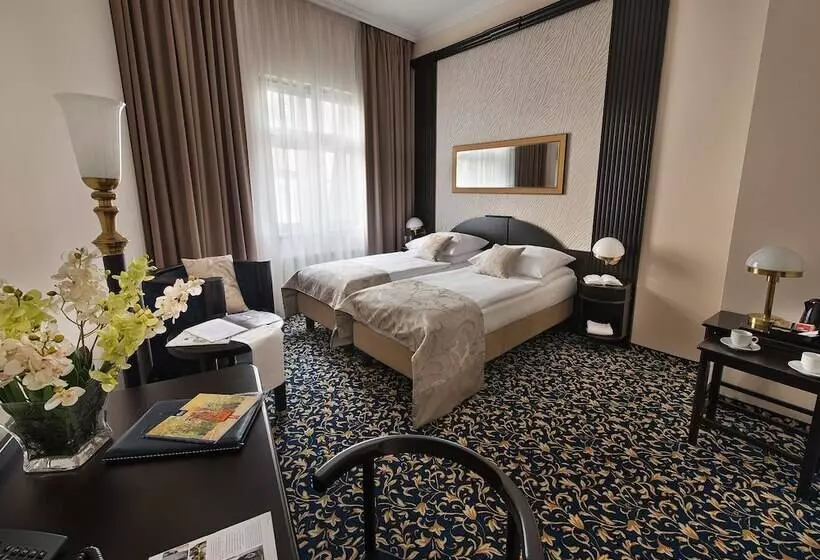 Fotos del hotel Ea Hotel Royal Esprit:  19