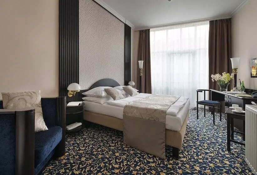 Fotos del hotel Ea Hotel Royal Esprit:  2