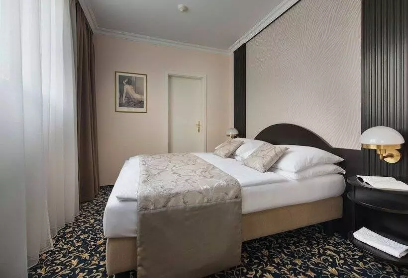 Fotos del hotel Ea Hotel Royal Esprit:  18