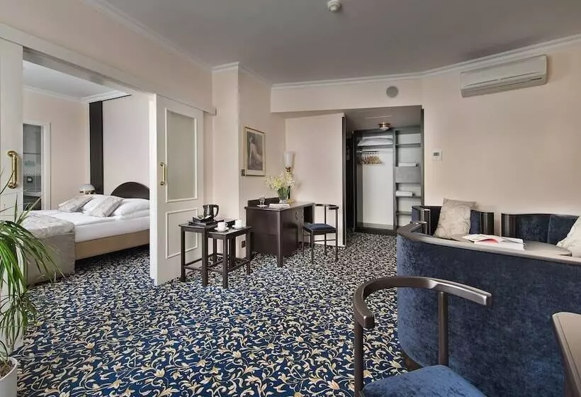 Fotos del hotel Ea Hotel Royal Esprit:  21