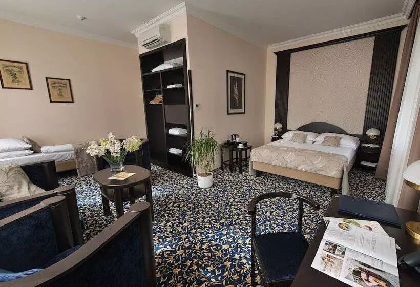 Fotos del hotel Ea Hotel Royal Esprit:  13