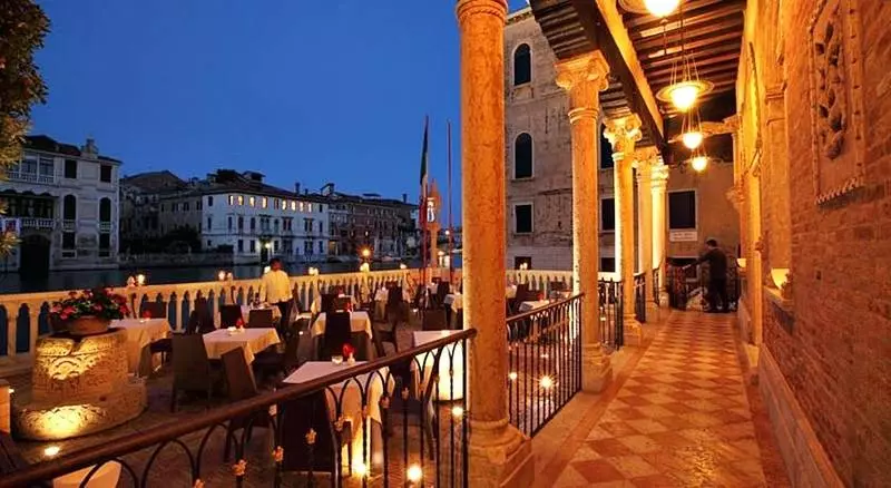 Fotos del hotel Palazzo Stern:  5