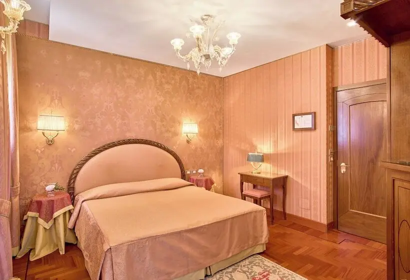 Fotos del hotel Palazzo Stern:  11