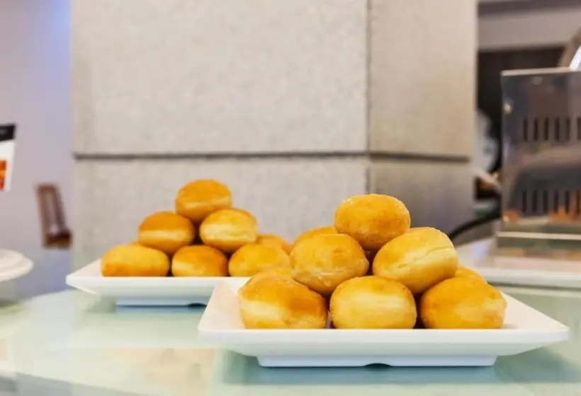 Fotos del hotel Lux Fatima Park  , Suites & Residence:  31